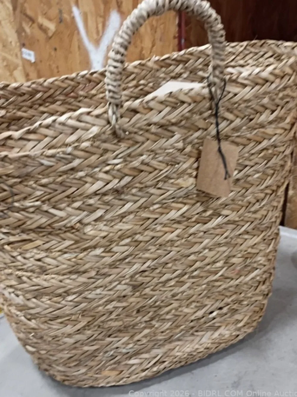 CREATIVE CO-OP NWT Handwoven Seagrass Wall Mount Basket with Handle